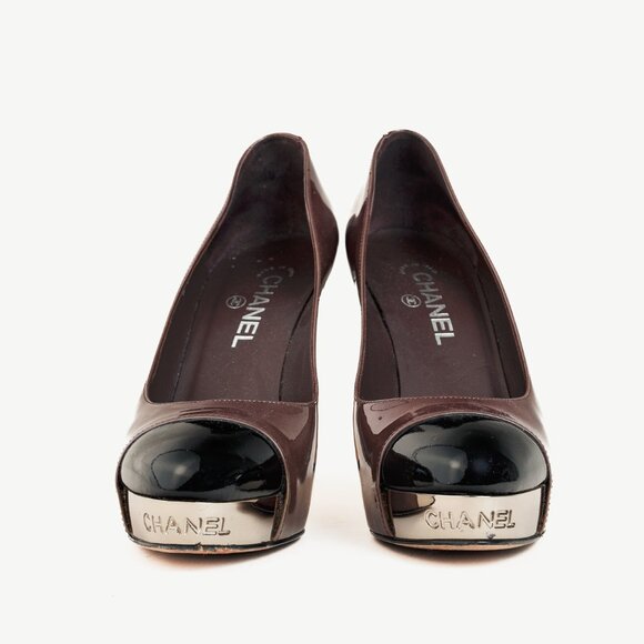 Chanel Brown Patent Leather Mirror Platform Pumps - Picture 2 of 10